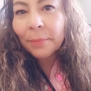 Meet your Posher, Ana maria